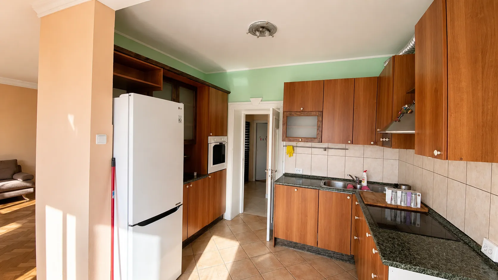 Rent, two bedroom apartment, 95m², Centar, Podgorica