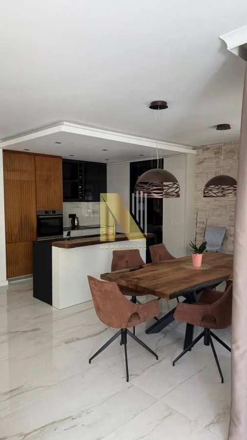 Sale, four bedroom apartment, 130m², Telep, Novi Sad Sve Podlokacije