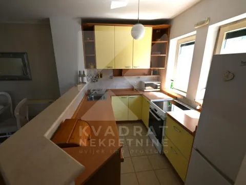 Izdavanje, jednosoban stan, 56m², Momišići, Podgorica - image 5