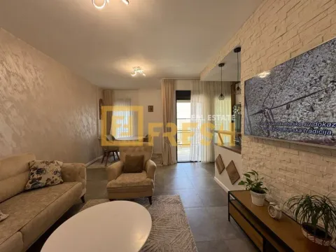 Prodaja, trosoban stan, 75m², Tivat, Crna Gora - image 2