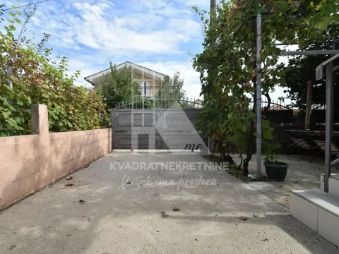 Rent, two bedroom apartment, 92m², Zlatica, Podgorica - image 17