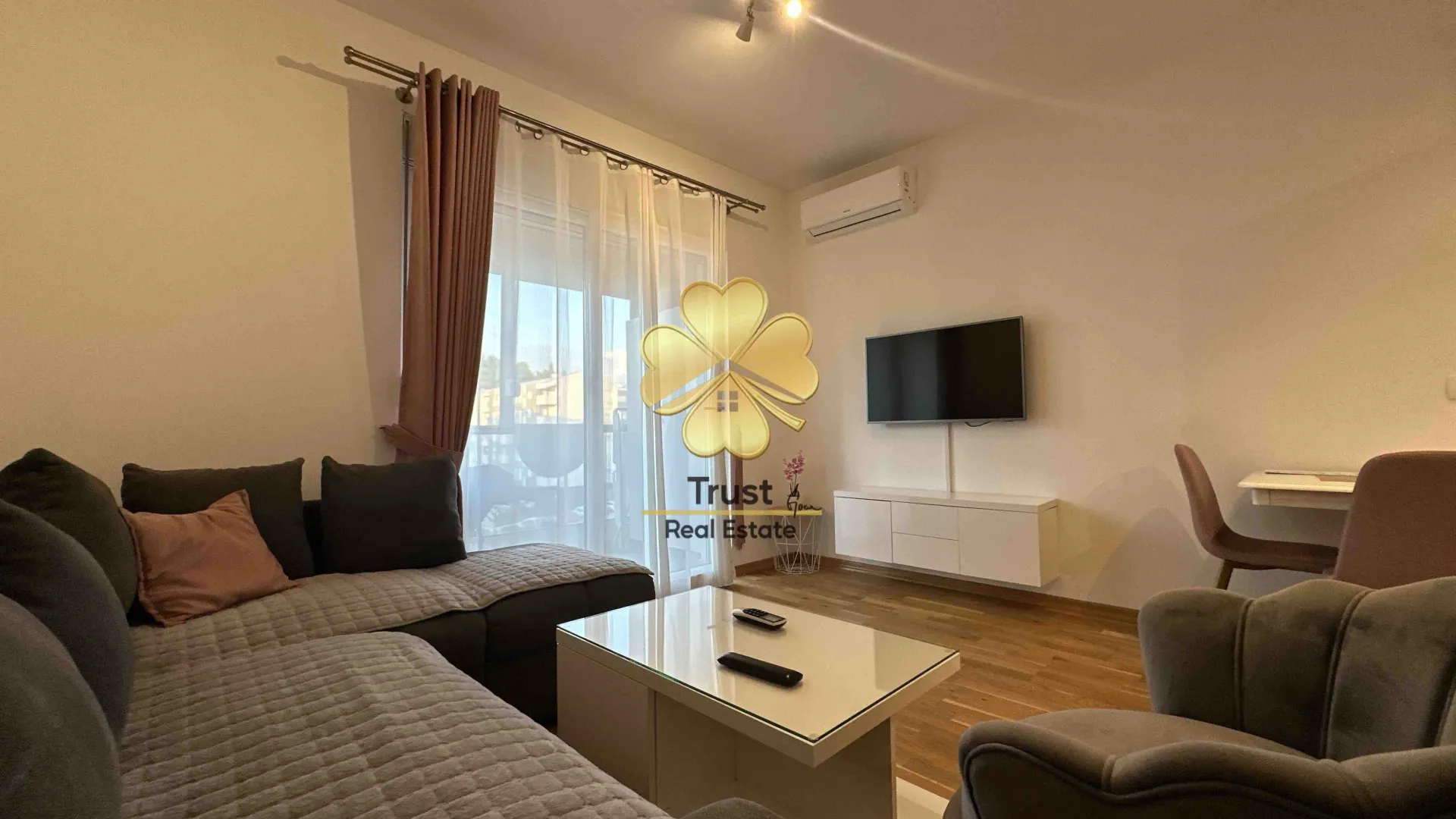 Rent, studio apartment, 30m², Ljubović, Podgorica
