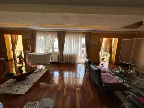 Izdavanje, trosoban stan, 120m2, Gorica C, Podgorica Izdavanje, trosoban stan, 120m2, Gorica C, Podgorica