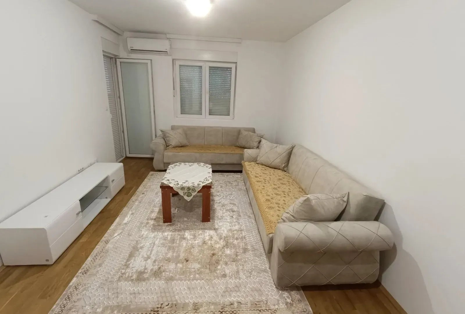 Rent, one bedroom apartment, 50m², Stari Aerodrom, Podgorica