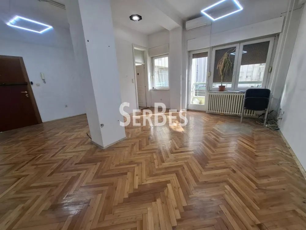 Prodaja, dvosoban stan, 56m², Bulevar Oslobodjenja, Novi Sad Sve Podlokacije