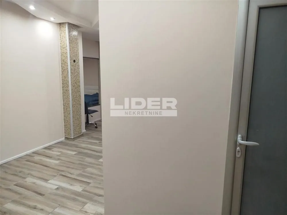 Prodaja, dvosoban stan, 65m², Stari Grad, Beograd
