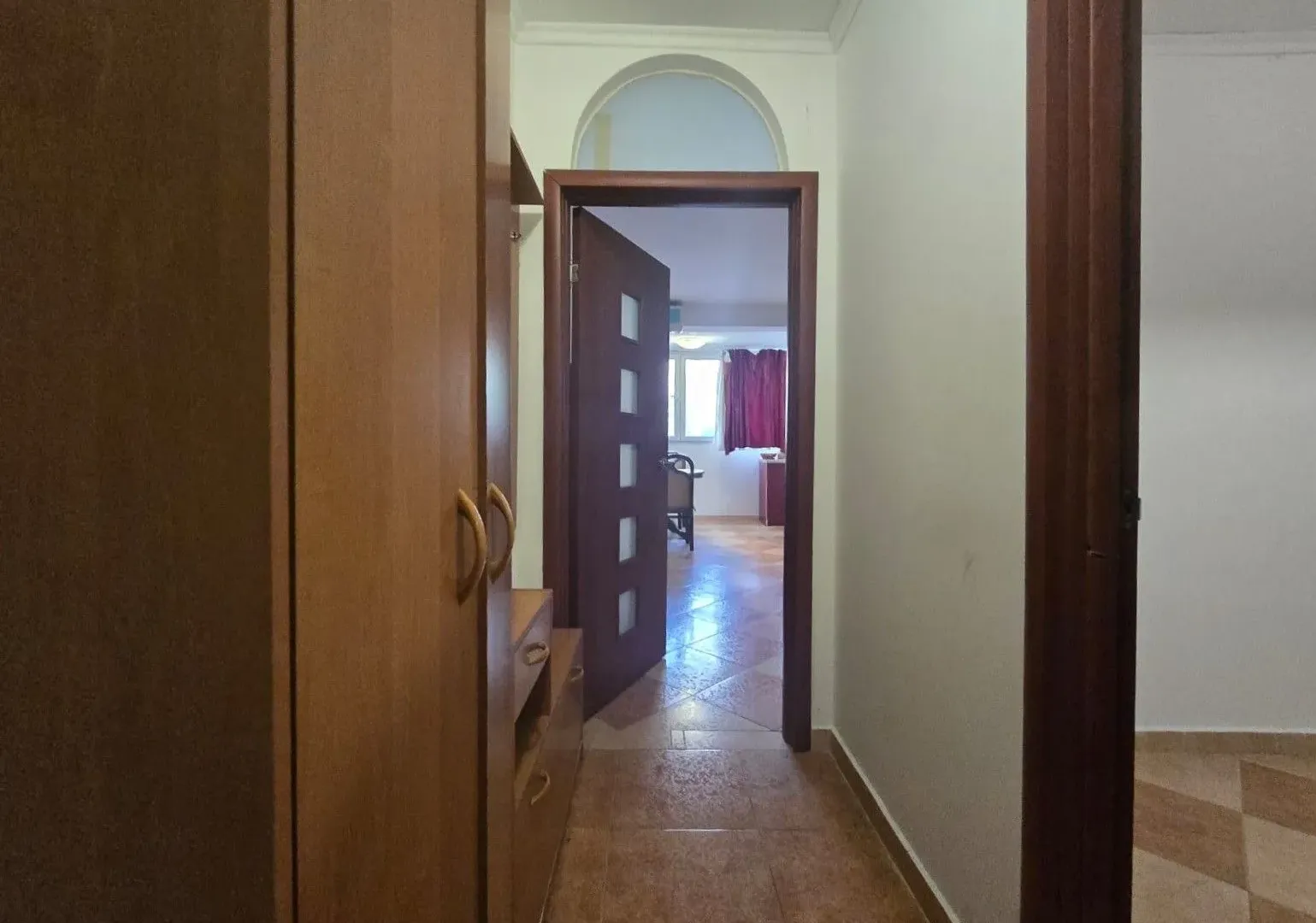 Prodaja, jednosoban stan, 30m², Škaljari, Kotor