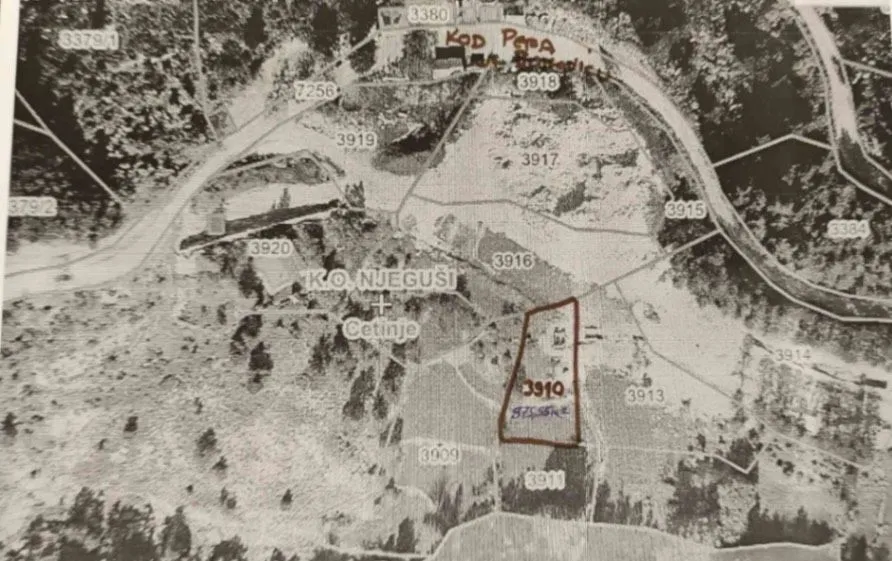 Prodaja, plac, 900m², Njeguši, Cetinje