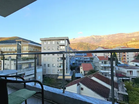 Rent, one bedroom apartment, 51m², Centar, Budva - image 10