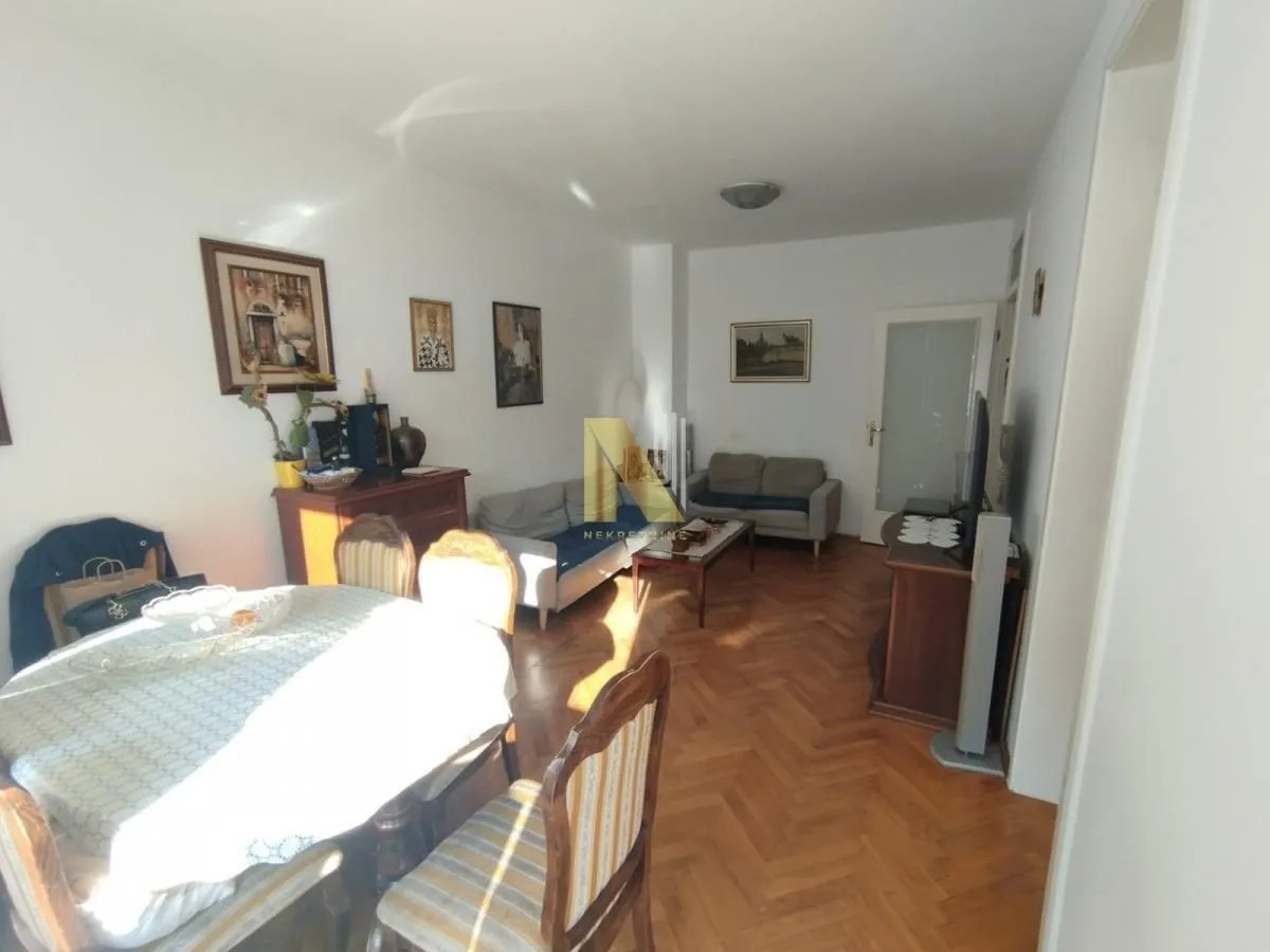 Prodaja, trosoban stan, 77m², Liman 1, Novi Sad Sve Podlokacije