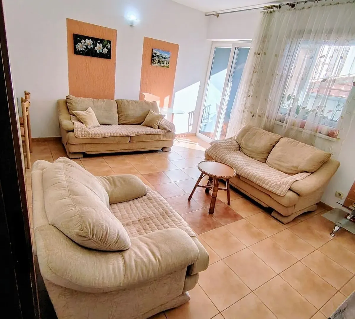 Rent, two bedroom apartment, 80m², Maine, Budva