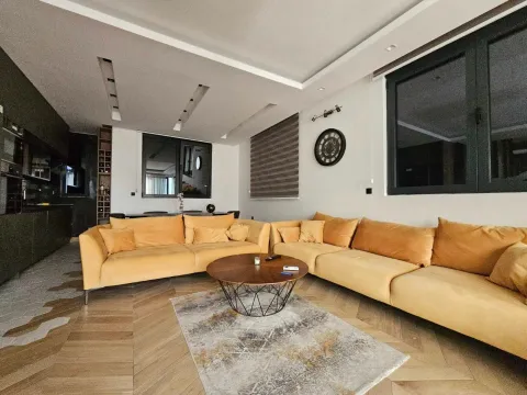Prodaja, jednosoban stan, 170m², Budva, Crna Gora - image 12