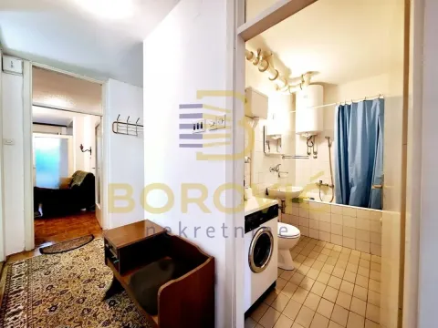 Rent, three bedroom apartment, 73m², Vračar Sve Podlokacije, Beograd - image 8