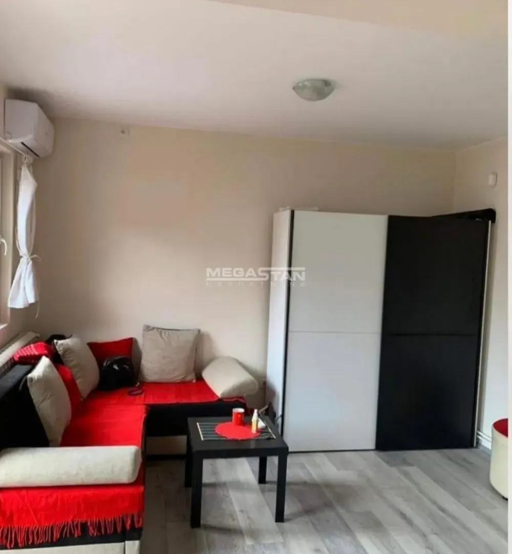 Rent, two bedroom apartment, 45m², Savski Venac, Beograd