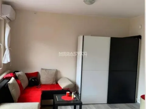 Rent, two bedroom apartment, 45m², Savski Venac, Beograd - image 2