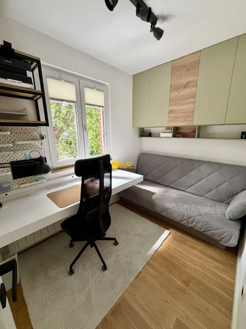 Prodaja, trosoban stan, 85m², Višnjička Banja, Palilula Sve Podlokacije