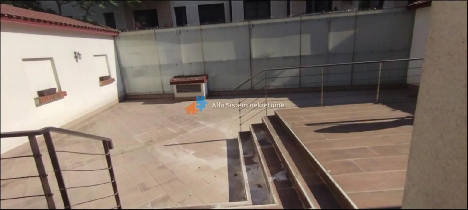 Rent, three bedroom apartment, 110m², Vračar Hram, Vračar Sve Podlokacije