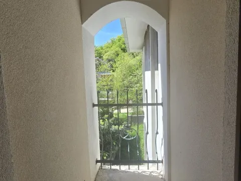 Sale, house, 333m², Bečići, Budva - image 2