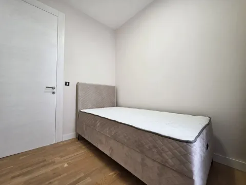 Rent, three bedroom apartment, 73m², Blok 9, Podgorica - image 9