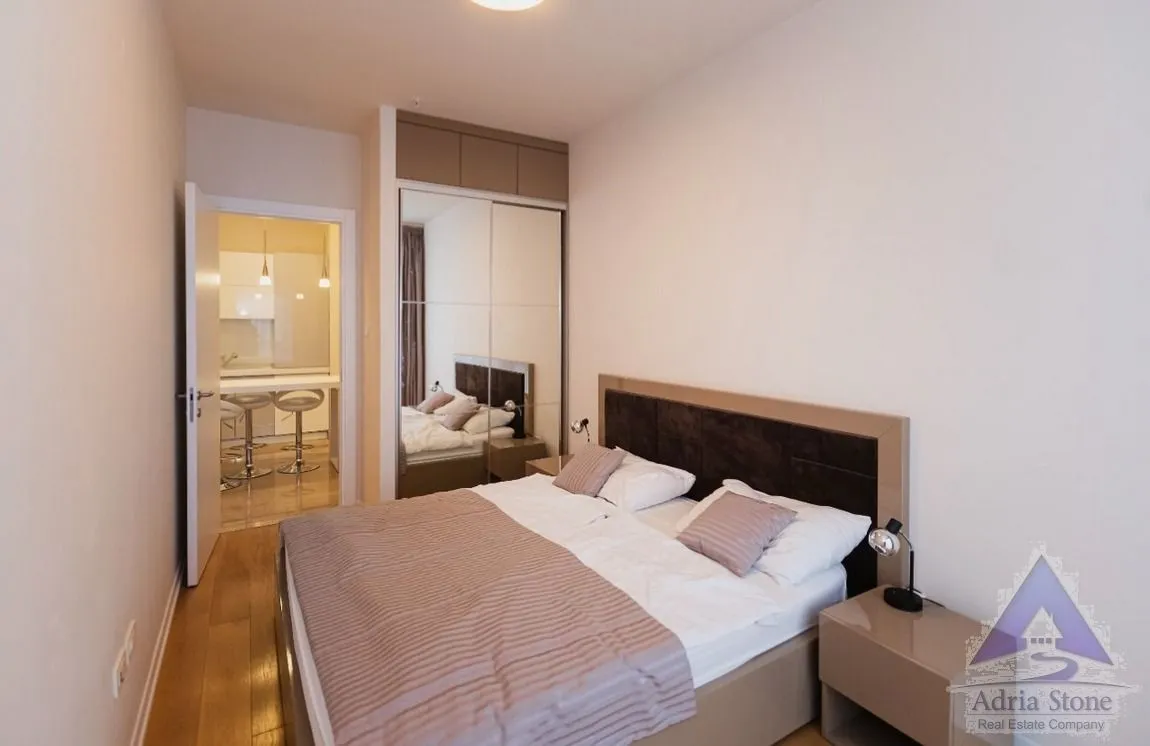 Sale, one bedroom apartment, 65m², Centar, Budva