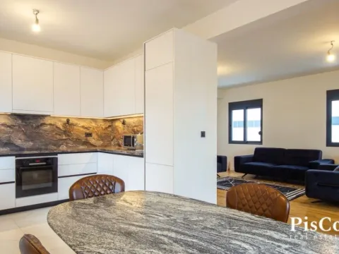 Rent, house, 180m², Gornja Gorica, Podgorica - image 4