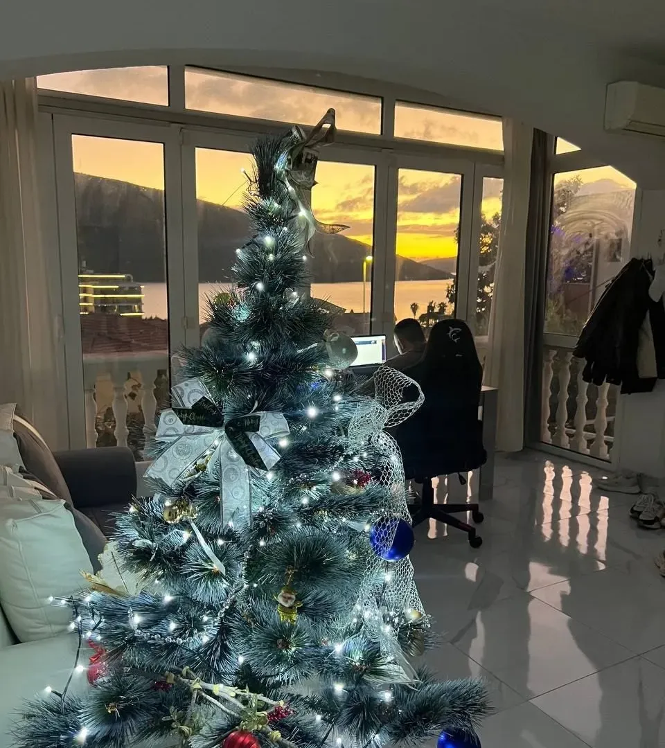 Izdavanje, dvosoban stan, 85m², Kumbor, Herceg Novi