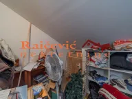 Prodaja, trosoban stan, 115m², Petlovo Brdo, Beograd - image 17