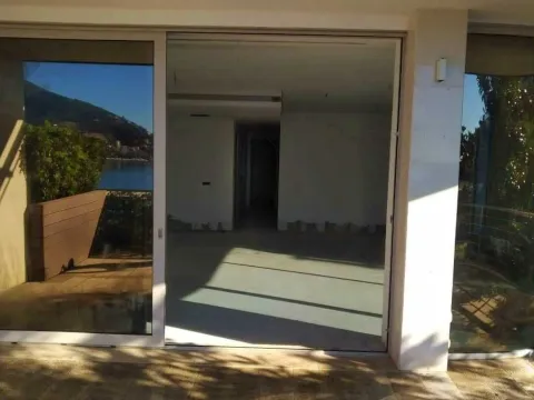 Sale, three bedroom apartment, 167m², Budva, Crna Gora - image 3