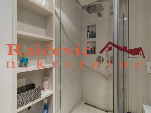 Izdavanje, četvorosoban stan, 98m², Crveni Krst, Beograd - image 14