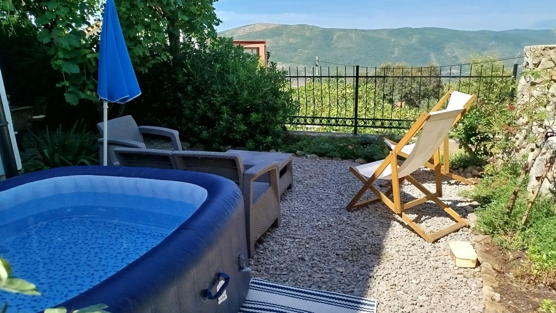 Izdavanje, kuća, 105m², Prijevor, Budva