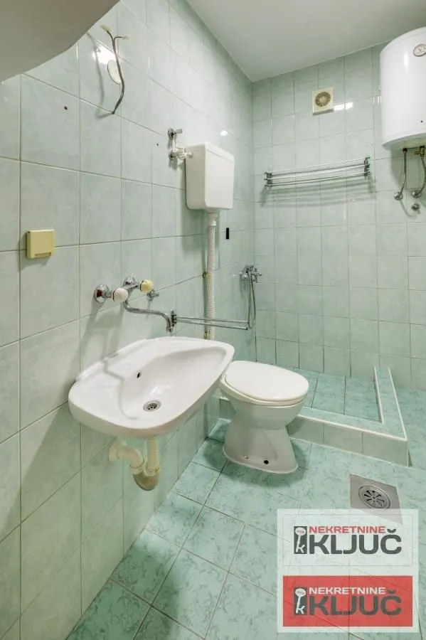 Prodaja, jednosoban stan, 29m², Petrovaradin, Novi Sad