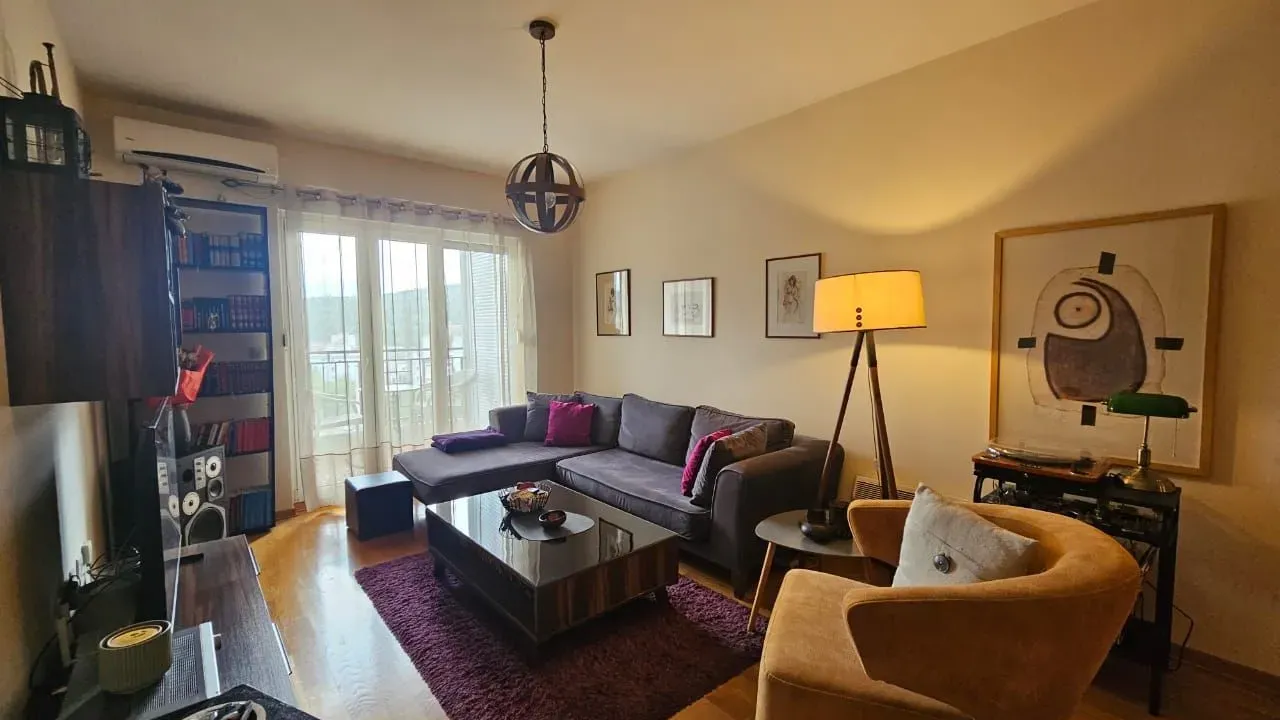 Prodaja, jednosoban stan, 52m², Blok 6, Podgorica