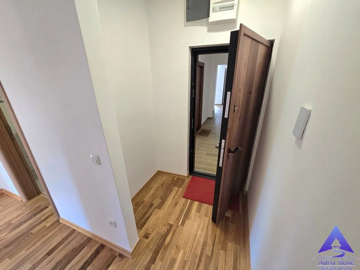 Sale, one bedroom apartment, 43m², Podkošljun, Budva