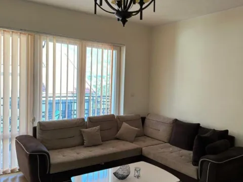 Izdavanje, dvosoban stan, 97m², Prčanj, Kotor - image 2