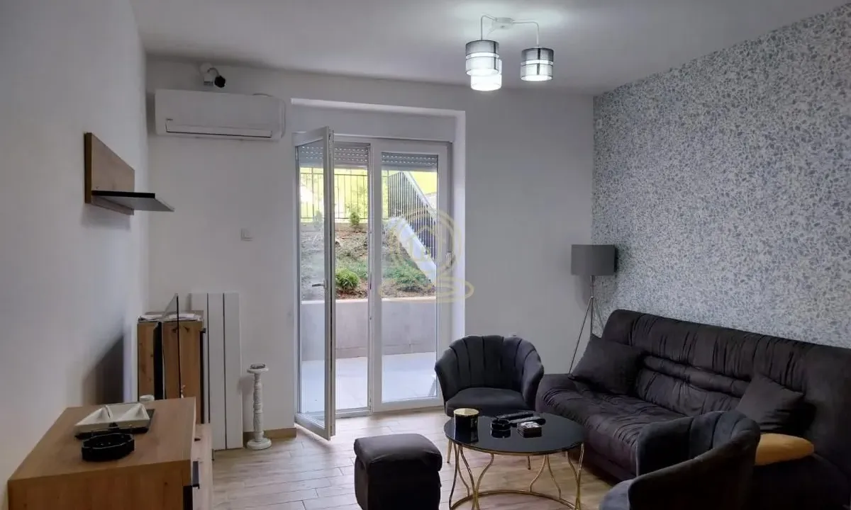 Prodaja, jednosoban stan, 45m², Mišeluk, Petrovaradin