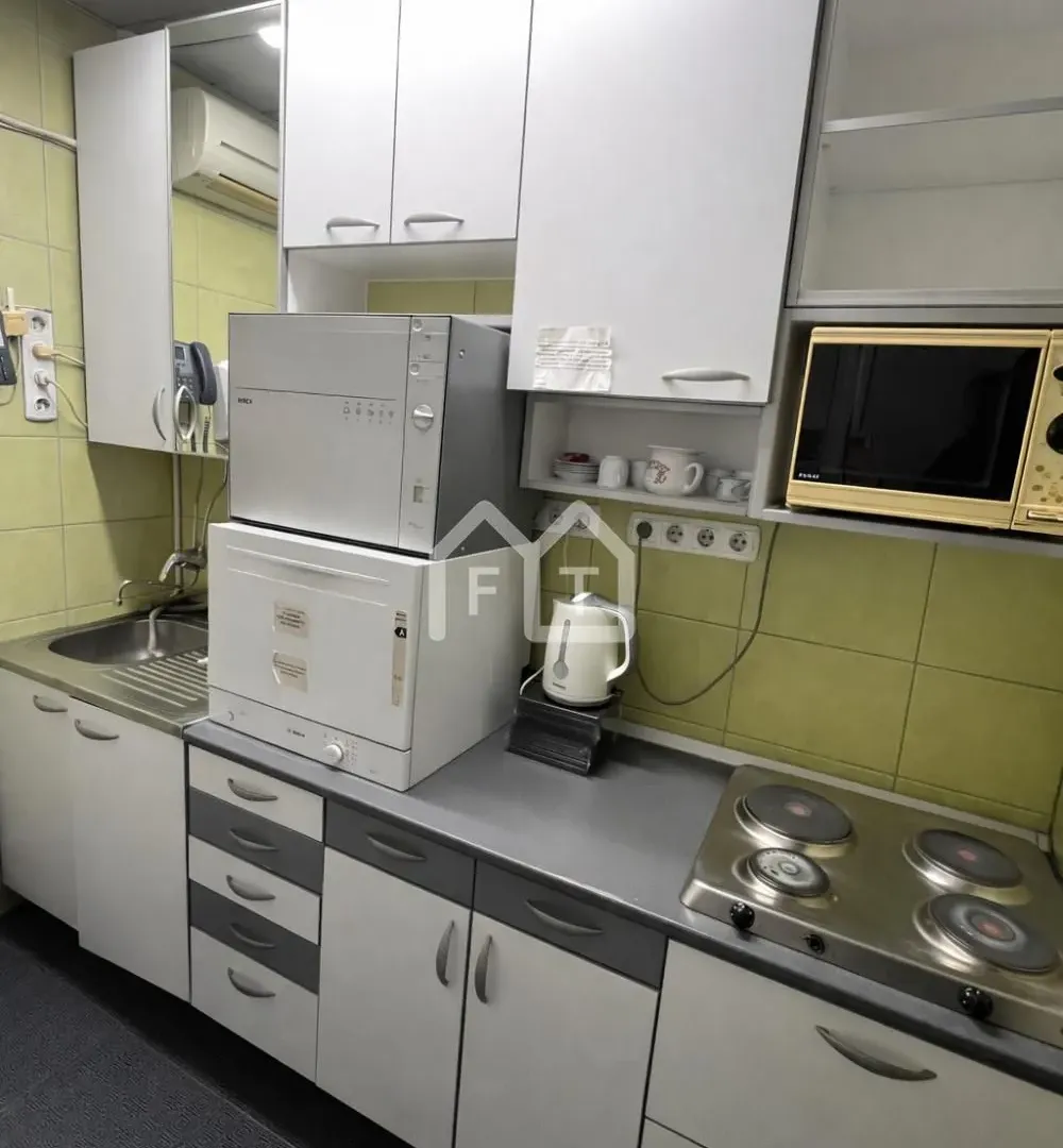 Rent, office space, 106m², Stari Merkator, Novi Beograd Sve Podlokacije