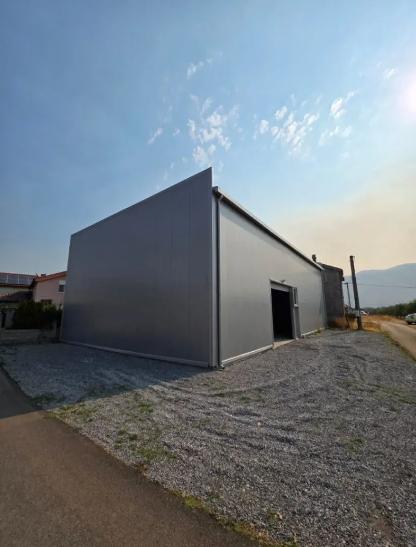 Izdavanje, poslovni prostor, 250m², Tuzi, Podgorica