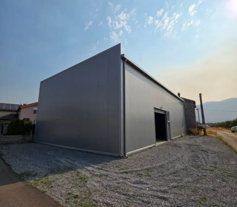 Izdavanje, poslovni prostor, 250m², Tuzi, Podgorica