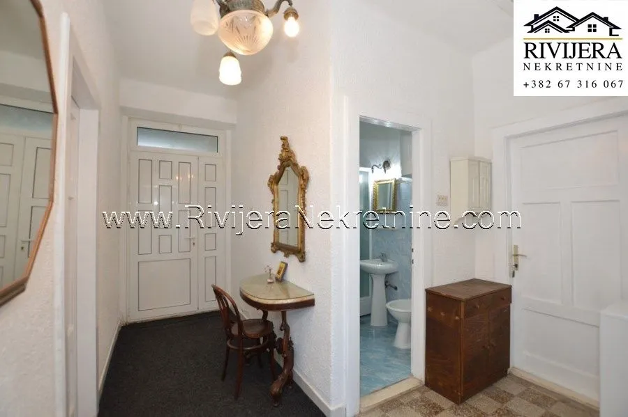 Prodaja, dvosoban stan, 73m², Centar, Herceg Novi