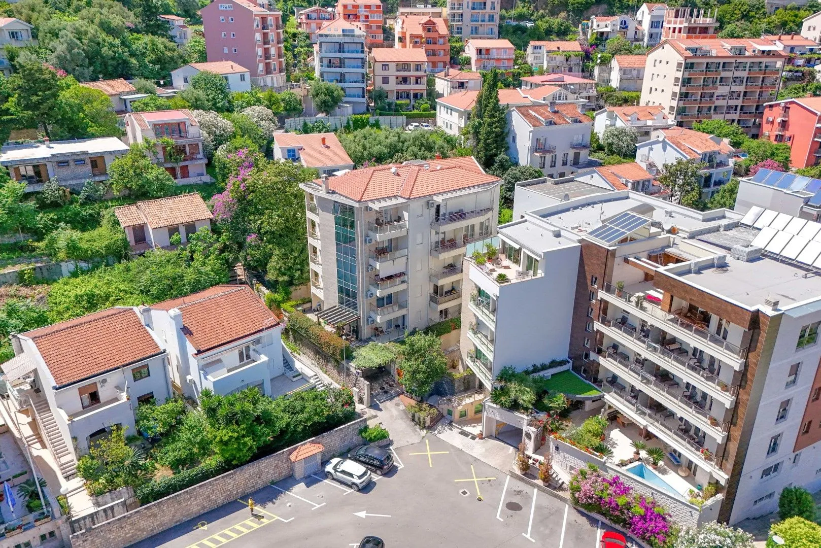 Sale, two bedroom apartment, 75m², Gospoština, Budva