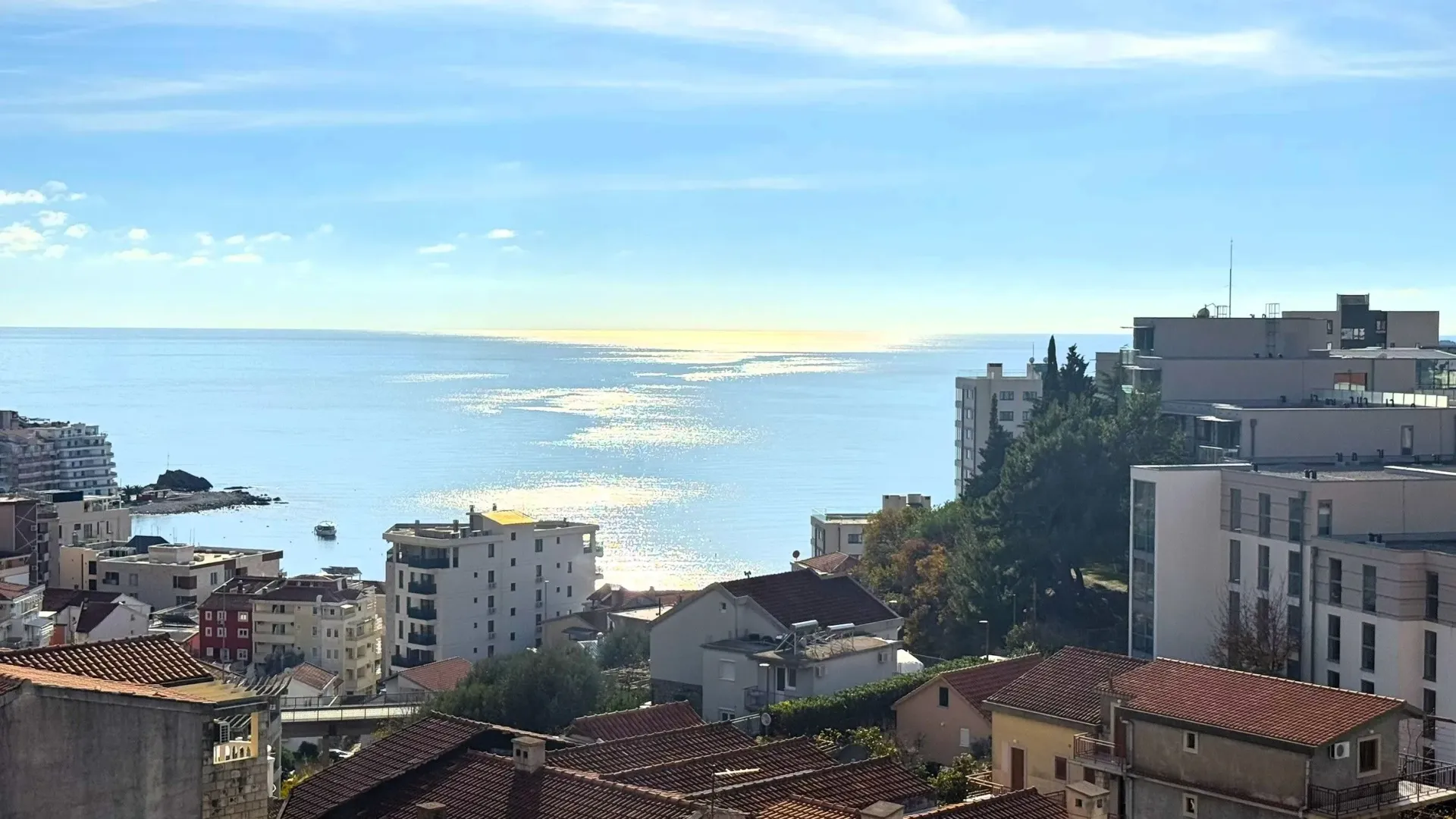 Prodaja, trosoban stan, 383m², Bečići, Budva