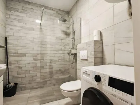 Izdavanje, trosoban stan, 70m², Čukarica, Beograd - image 5