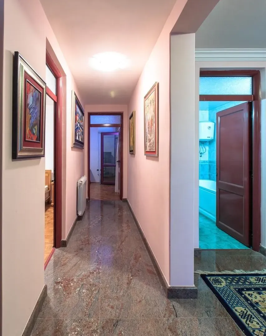 Prodaja, kuća, 400m², Bar, Crna Gora