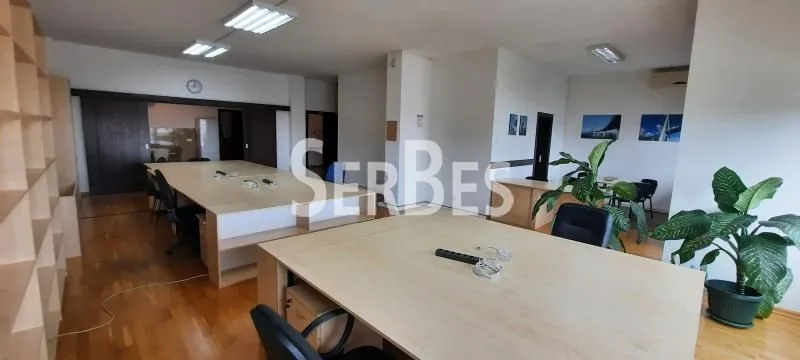 Rent, office space, 210m², Bulevar Oslobodjenja, Novi Sad Sve Podlokacije