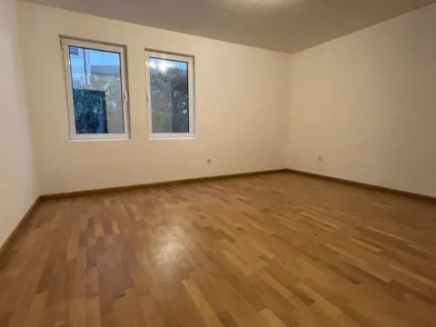 Sale, two bedroom apartment, 105m², Petrovac, Budva - image 5