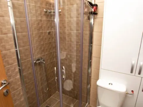 Rent, one bedroom apartment, 50m², Topolica, Bar - image 11