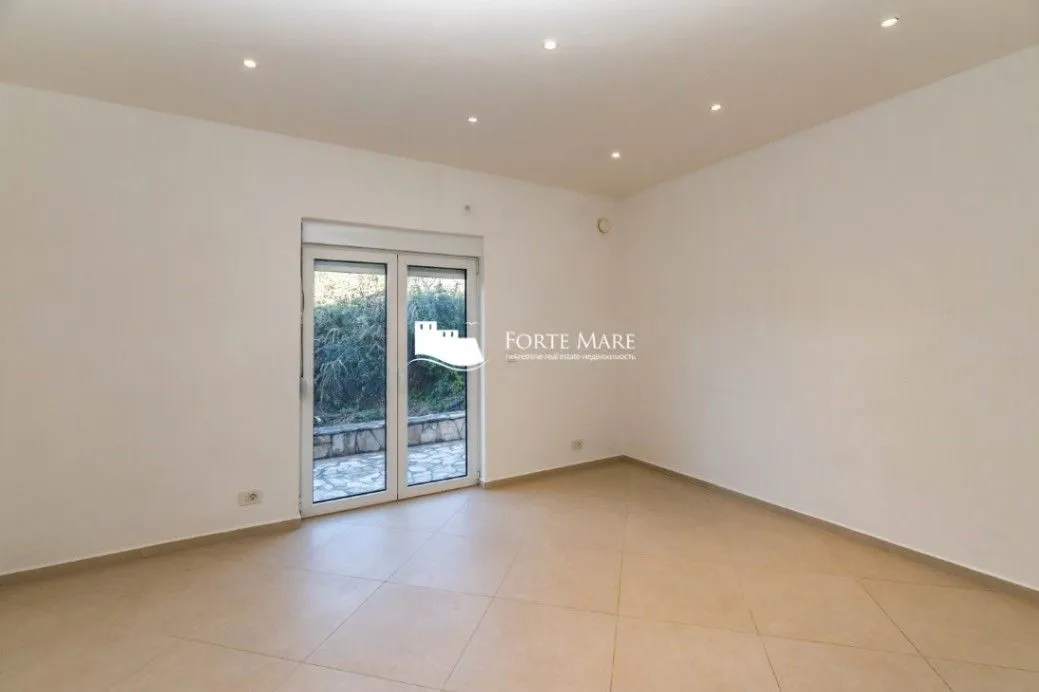 Prodaja, dvosoban stan, 95m², Topla, Herceg Novi