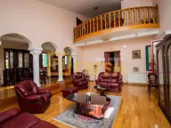 Rent, house, 450m², Zabjelo, Podgorica - image 3