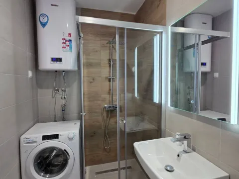 Prodaja, jednosoban stan, 44m², Pobrežje, Podgorica - image 6