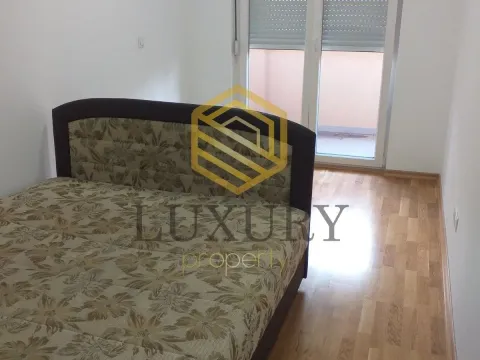 Izdavanje, dvosoban stan, 68m², Tuški Put, Podgorica - image 9